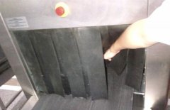 X光安檢機為什么配有鉛簾？
